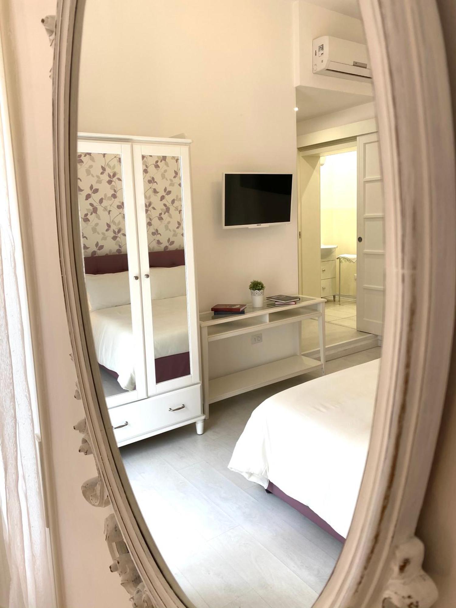Dai 3 Santi Bed & Breakfast เลชเช ภายนอก รูปภาพ